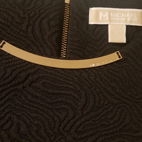 Michael Kors elegant dress. - Picture 3 of 5